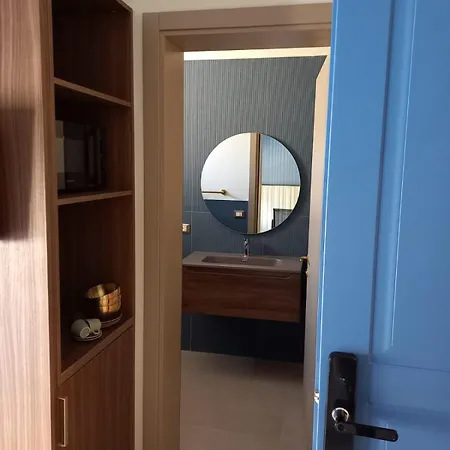 Frontemare E Elisabetta Bed and Breakfast 4*