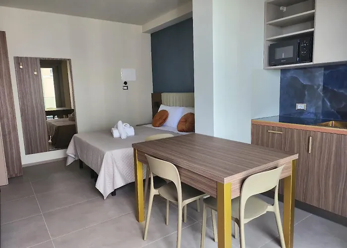 ベッド・アンド・ブレックファスト Frontemare E Elisabetta チェゼナーティコ