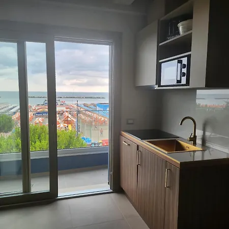 Frontemare E Elisabetta