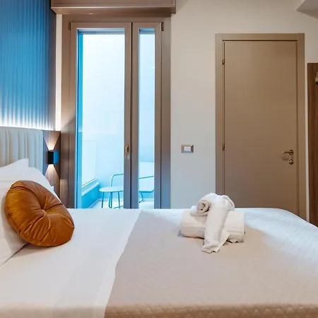 Frontemare E Elisabetta Cesenatico