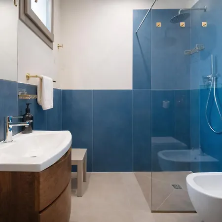 Bed and Breakfast Frontemare E Elisabetta 4*