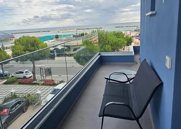 Frontemare E Elisabetta Bed and Breakfast 4*