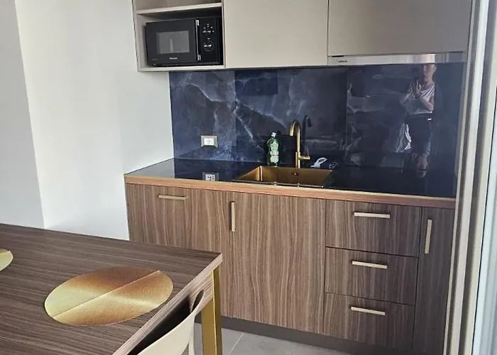 住宿加早餐酒店 Frontemare E Elisabetta 切塞纳蒂科