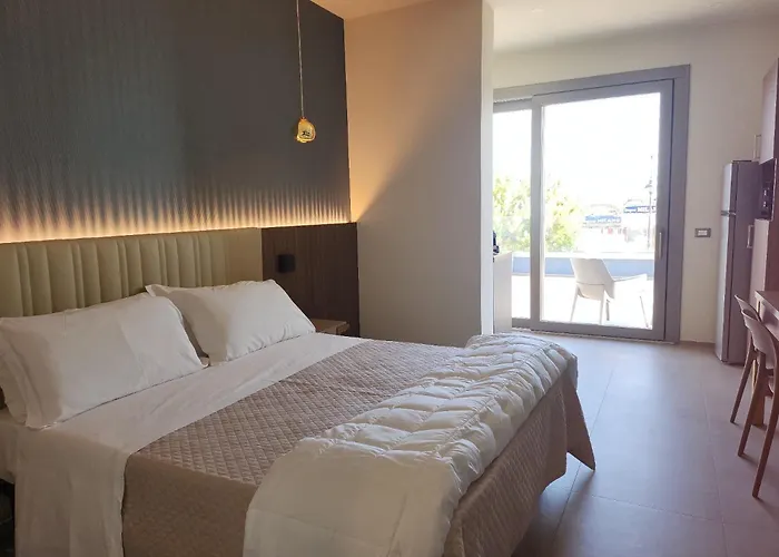 فندق مبيت وإفطار Frontemare E Elisabetta 4*