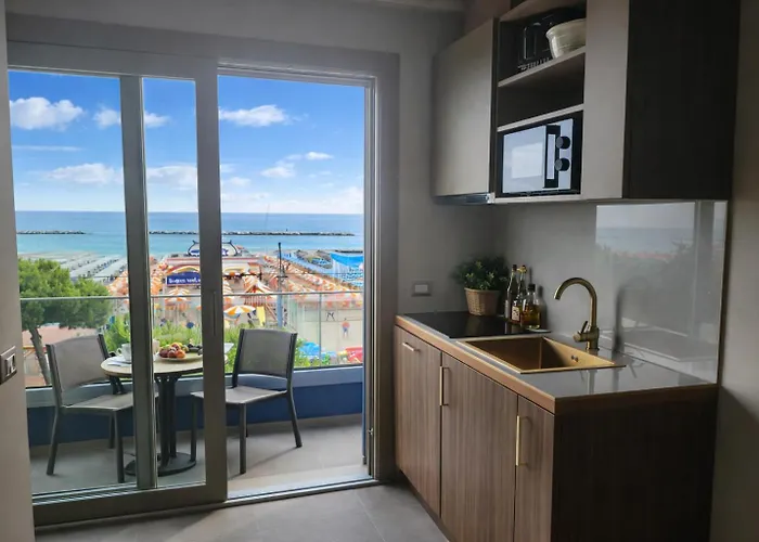 Frontemare E Elisabetta Bed and Breakfast Cesenatico