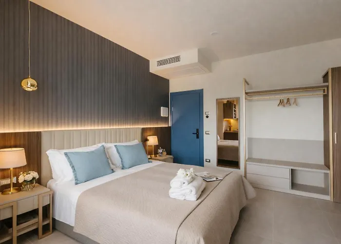 فندق مبيت وإفطار Frontemare E Elisabetta تْشيزيناتيكو